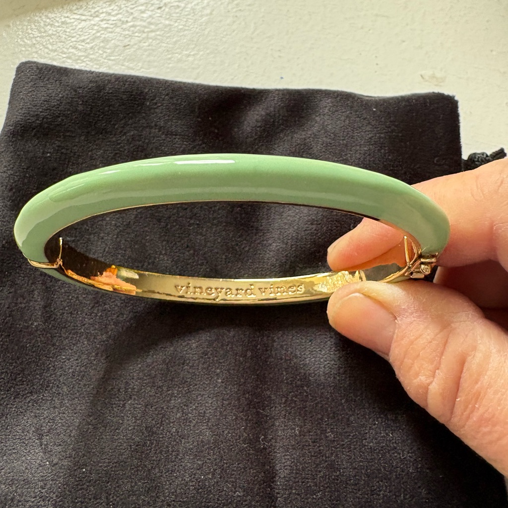 Vineyard Vines Mint Green And Gold Bracelet 35$